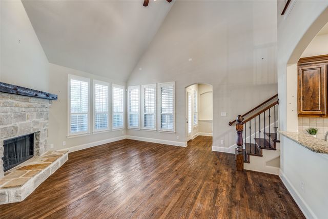 2608 Sir Wade Way, Lewisville, TX 75056