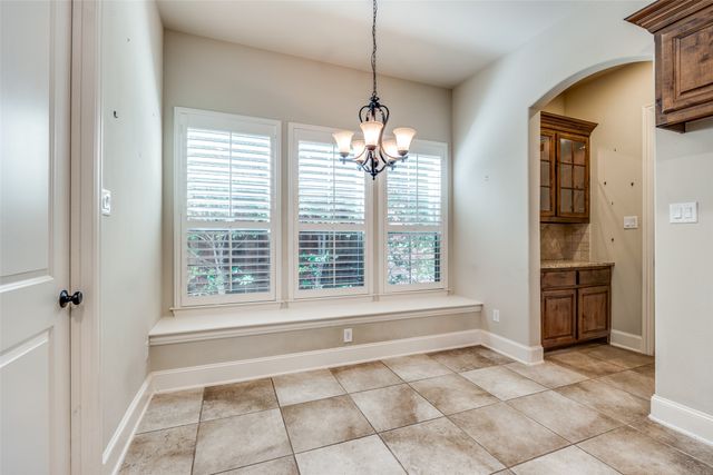 2608 Sir Wade Way, Lewisville, TX 75056