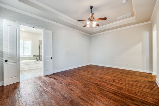 2608 Sir Wade Way, Lewisville, TX 75056
