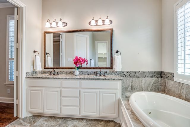 2608 Sir Wade Way, Lewisville, TX 75056