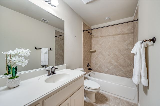 2608 Sir Wade Way, Lewisville, TX 75056