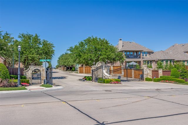 2608 Sir Wade Way, Lewisville, TX 75056