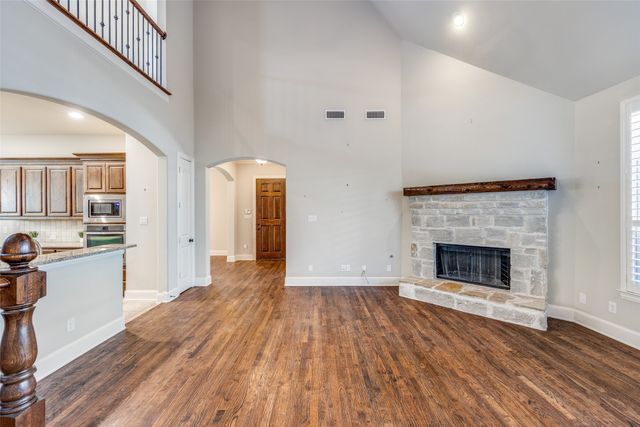 2608 Sir Wade Way, Lewisville, TX 75056