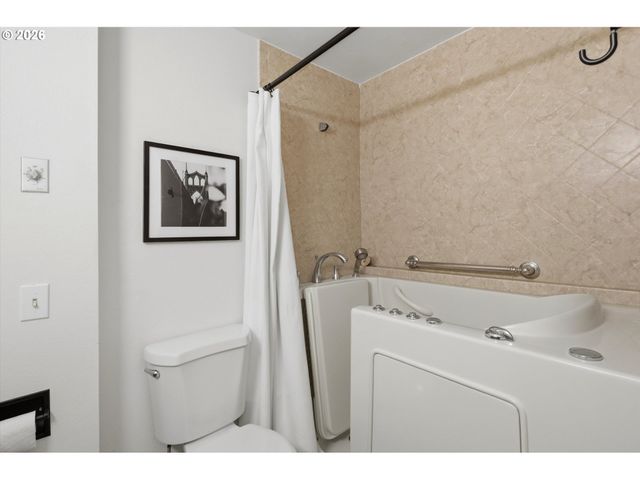 14320 Sw RED HAVEN Dr, Beaverton, OR 97008