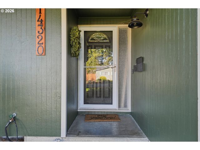 14320 Sw RED HAVEN Dr, Beaverton, OR 97008