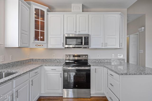 118 Kayleigh Court, Willow Springs, NC 27592