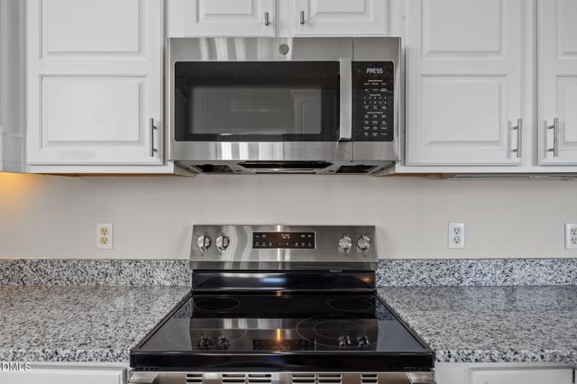 118 Kayleigh Court, Willow Springs, NC 27592