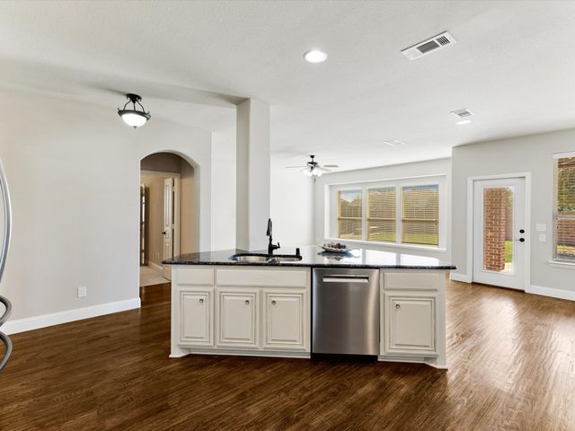 1020 Fallon Drive, Mckinney, TX 75071