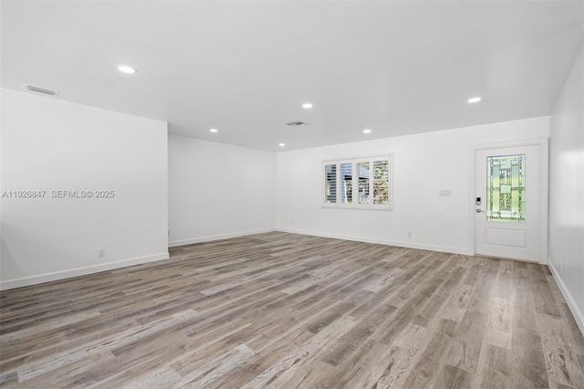 14330 SW 16th St, Davie, FL 33325