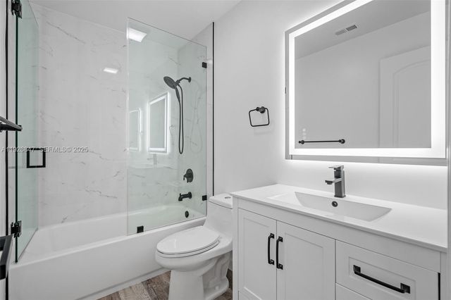 14330 SW 16th St, Davie, FL 33325