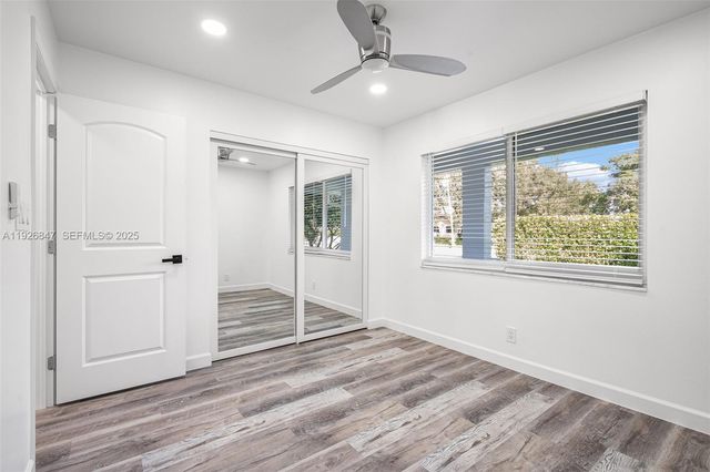 14330 SW 16th St, Davie, FL 33325