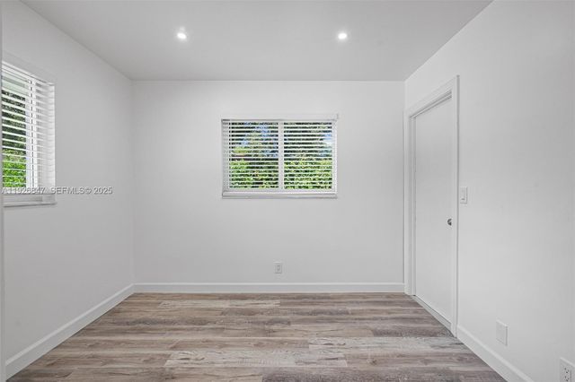 14330 SW 16th St, Davie, FL 33325