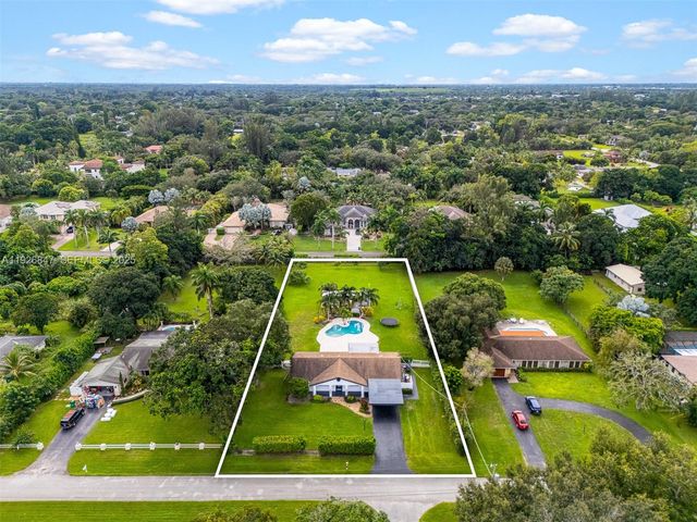 14330 SW 16th St, Davie, FL 33325