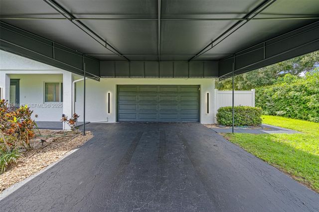 14330 SW 16th St, Davie, FL 33325