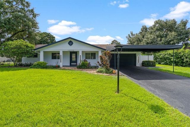 14330 SW 16th St, Davie, FL 33325