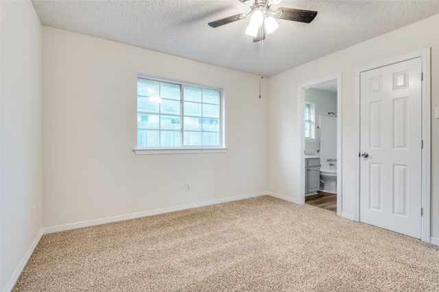 934 Fairway Drive, Duncanville, TX 75137