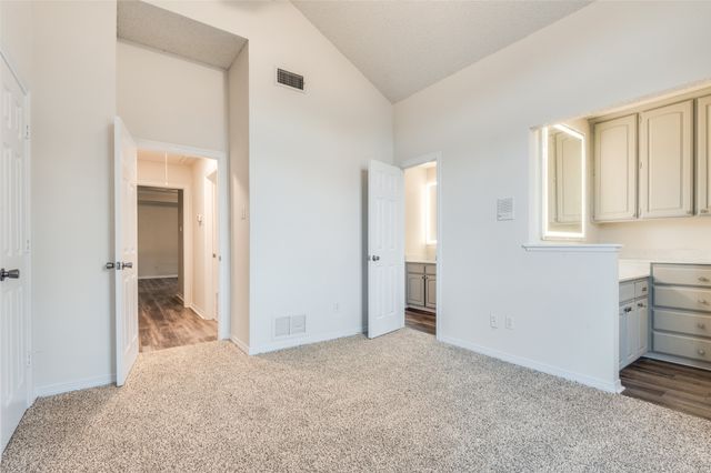 934 Fairway Drive, Duncanville, TX 75137