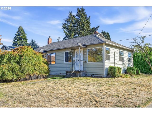 7404 Ne HASSALO St, Portland, OR 97213