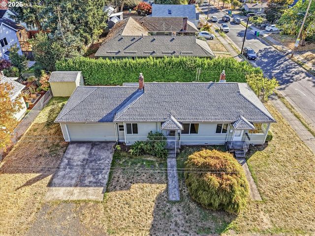 7404 Ne HASSALO St, Portland, OR 97213