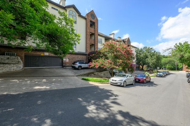 3001 Cedar ST 102, Austin, TX 78705