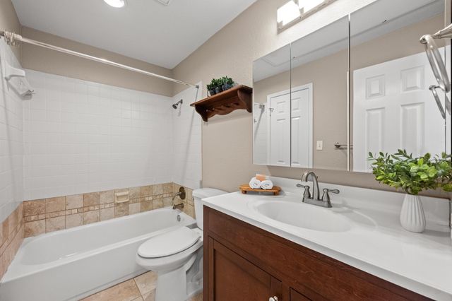 3001 Cedar ST 102, Austin, TX 78705