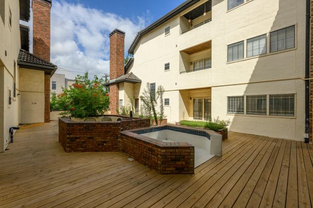 3001 Cedar ST 102, Austin, TX 78705