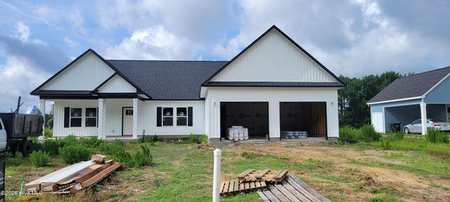 201 Crown Drive, Washington, NC 27889