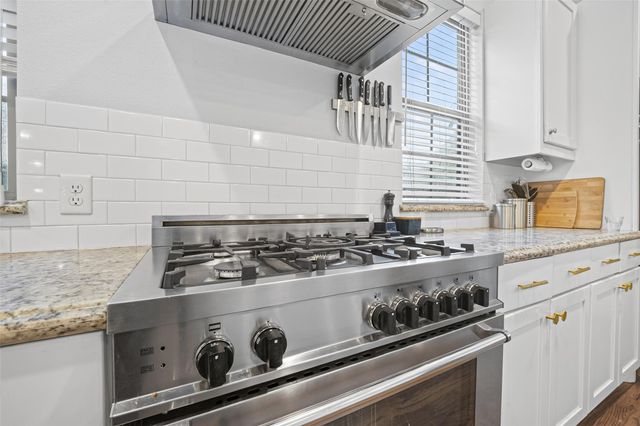 830 W 17th Street A, Houston, TX 77008