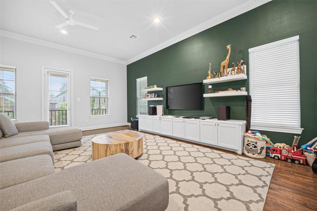 830 W 17th Street A, Houston, TX 77008