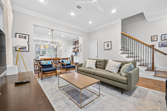 830 W 17th Street A, Houston, TX 77008