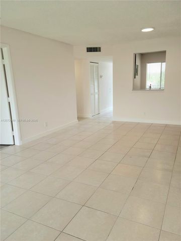 8620 N Sherman Circle 306, Miramar, FL 33025