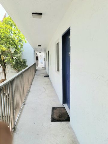 8620 N Sherman Circle 306, Miramar, FL 33025