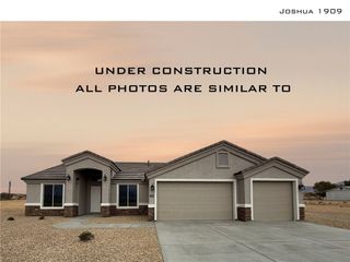 2878 Triangle S Street, Kingman, AZ 86401