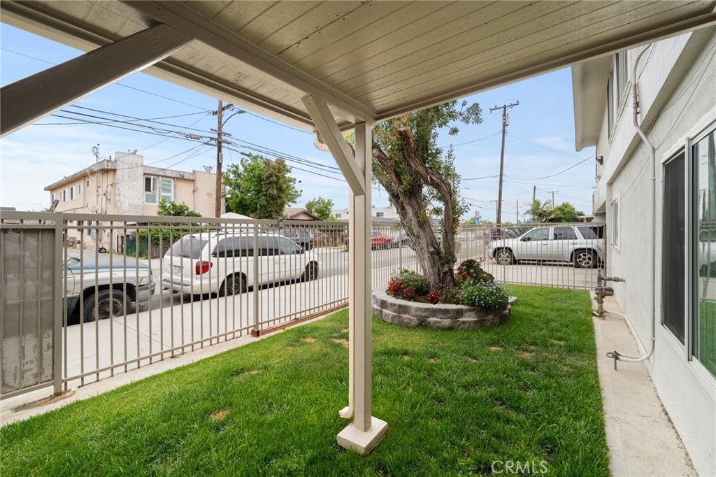 10720 Burin Avenue, Inglewood, CA 90304 — photo 2