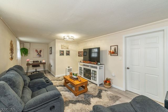 10 Panorama Dr, Vernon Twp., NJ 07461