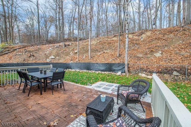 10 Panorama Dr, Vernon Twp., NJ 07461