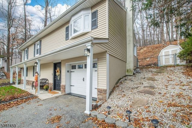 10 Panorama Dr, Vernon Twp., NJ 07461