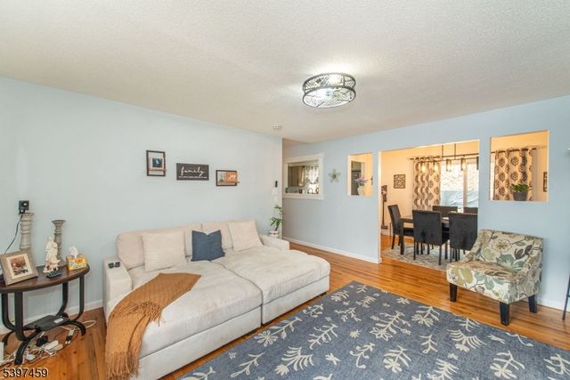 10 Panorama Dr, Vernon Twp., NJ 07461