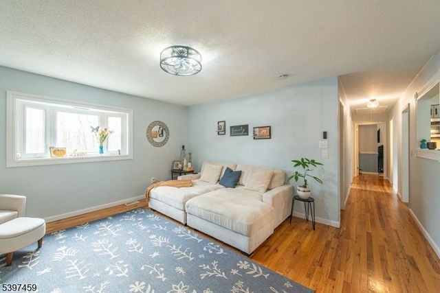 10 Panorama Dr, Vernon Twp., NJ 07461