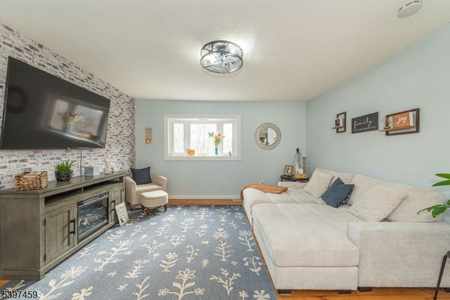 10 Panorama Dr, Vernon Twp., NJ 07461