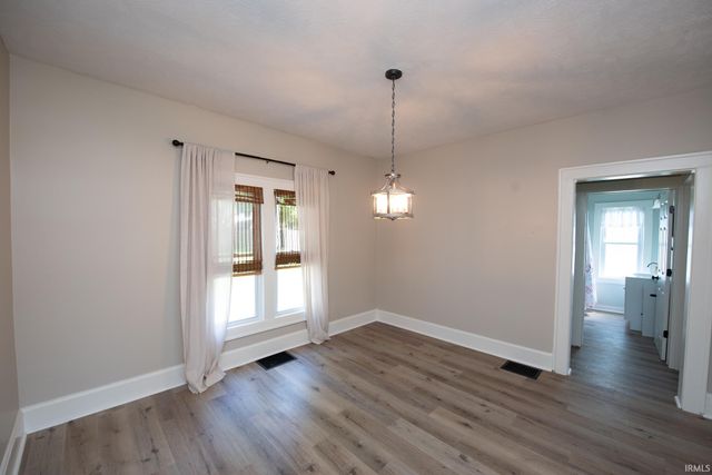 402 E 3Rd Street, Brookston, IN 47923
