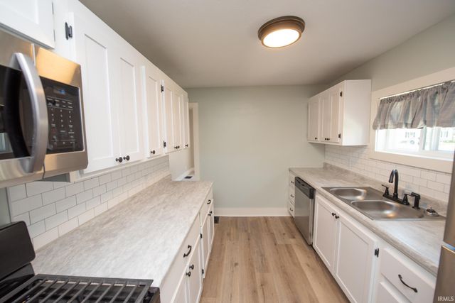 402 E 3Rd Street, Brookston, IN 47923