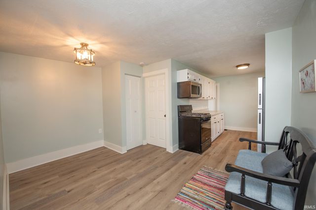 402 E 3Rd Street, Brookston, IN 47923
