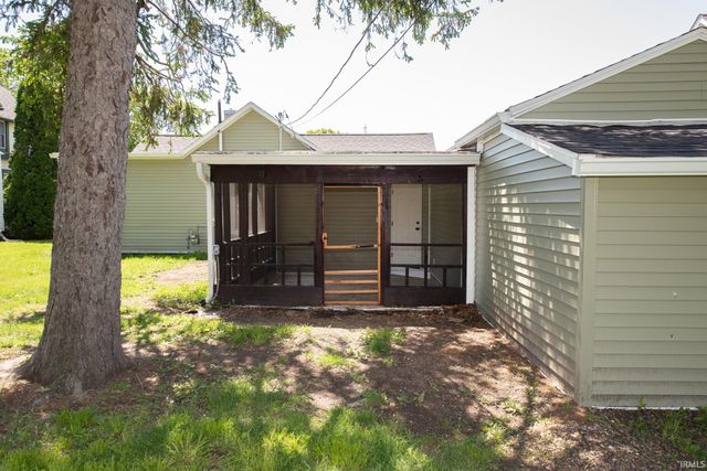 402 E 3Rd Street, Brookston, IN 47923