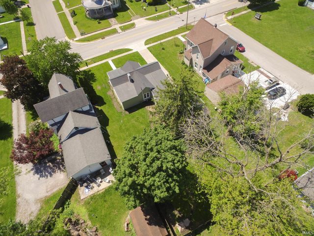 402 E 3Rd Street, Brookston, IN 47923