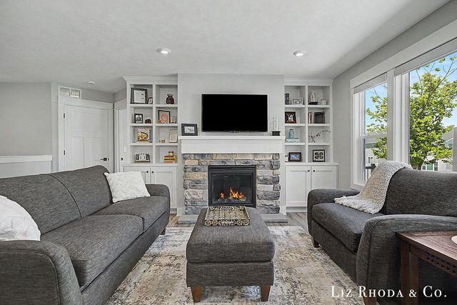 1689 Portadown Road, Byron Center, MI 49315