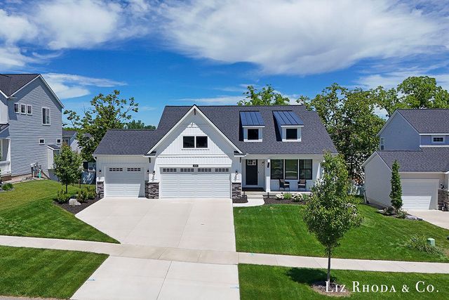1689 Portadown Road, Byron Center, MI 49315