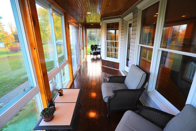 36 Tomahawk Path, Derby, VT 05829