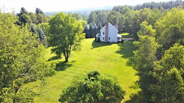 36 Tomahawk Path, Derby, VT 05829