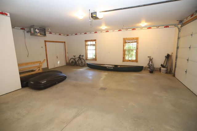 36 Tomahawk Path, Derby, VT 05829